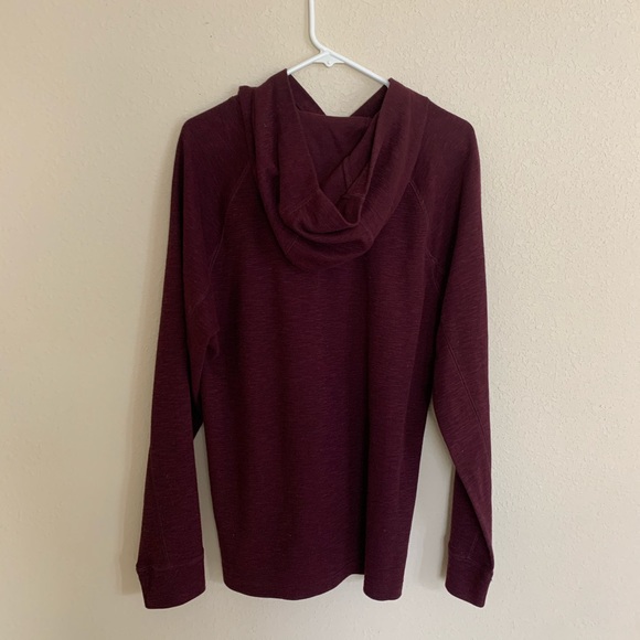 Men’s Apt. 9 maroon hoodie size medium - Picture 2 of 4